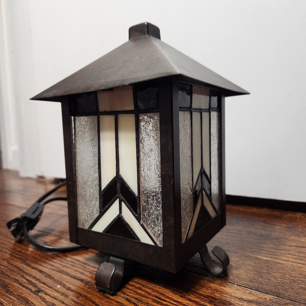 Stained Glass Lamp